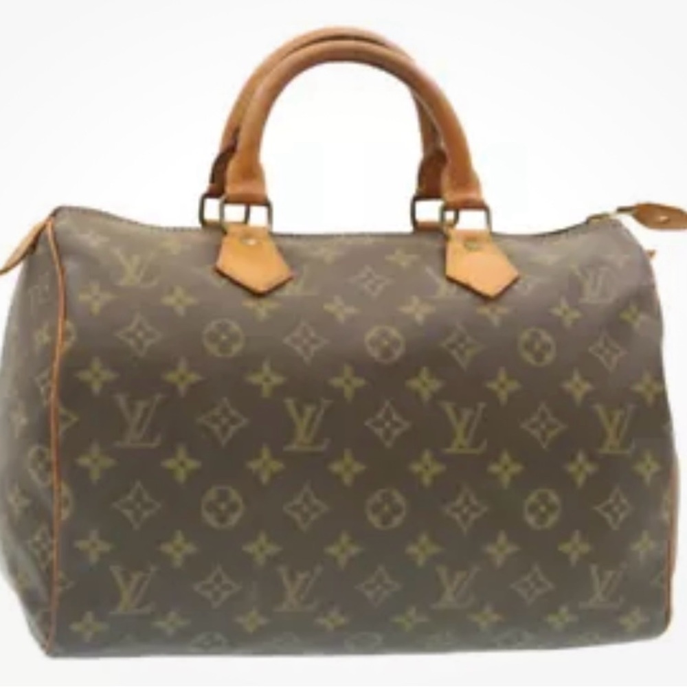Authentic LOUIS VUITTON Monogram Speedy 30
Hand Bag